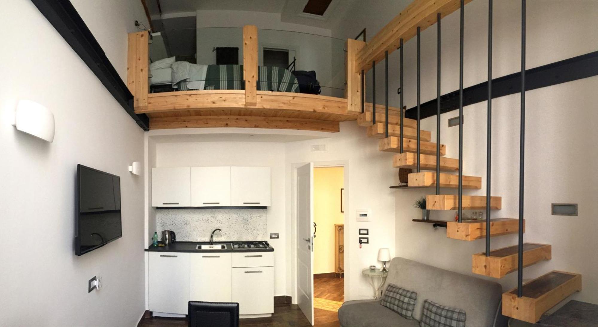 Отель Casa Cesira Incentro Неаполь Экстерьер фото